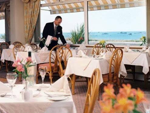 The Samares Coast Hotel & Apartments Ст. Хейлир Джерси Экстерьер фото