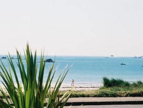 The Samares Coast Hotel & Apartments Ст. Хейлир Джерси Экстерьер фото